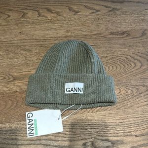NWT Ganni Dusty Olive Green ribbed textured wool beanie